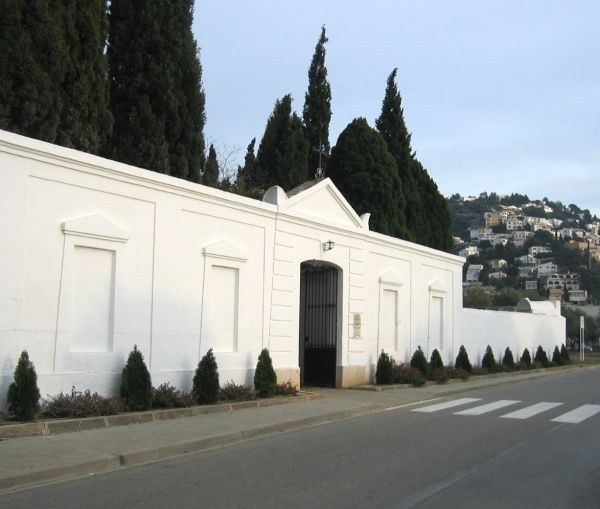 Visita guiada al cementiri.