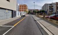 Acaben les obres de reurbanització del carrer Llotja fins al front de mar